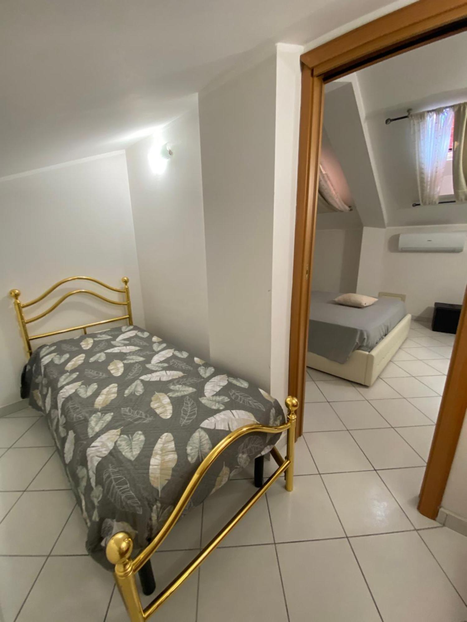 Home Pino Center~600 Mt Duomo Ct Catania Exterior photo